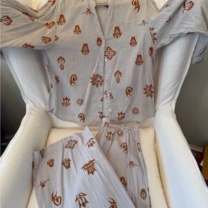 Wide Leg Women’s Pants and shirt set Light Gray with Rust Floral Print